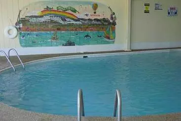 בית מלון כפרי Alouette Beach Resort