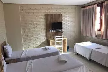 Отель Rede Andrade Goiania Centro