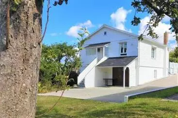 ツーリストアパートメント Maison Des Pommiers   Bord De Mer Et Campagne