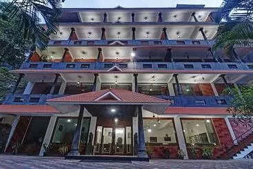Hotel Treebo Trend Green Palm Resorts