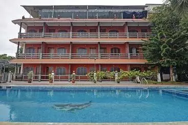Hotel Treebo Trend Green Palm Resorts