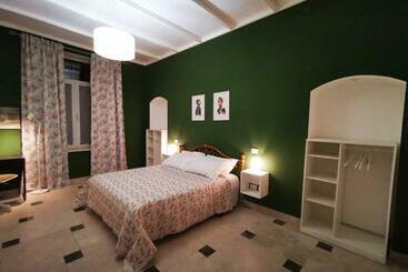 관광객 아파트 Ale75