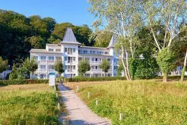 ツーリストアパートメント Seeschloss Binz   Wg25 Mit Panorama Meerblick