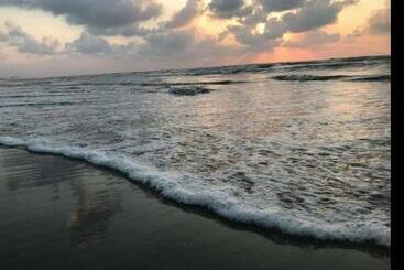 هتل آپارتمان شقق فندقية فاخرة برأس البر