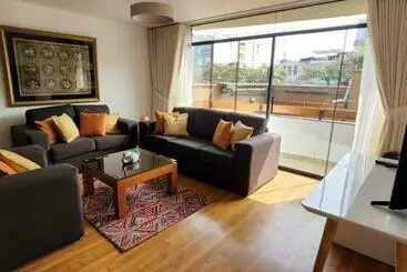 Apartamenty turystyczne Spacious And Modern Apartment In San Borja