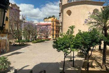 شقق خاصة سياحية Valencia Old Town El Carmen