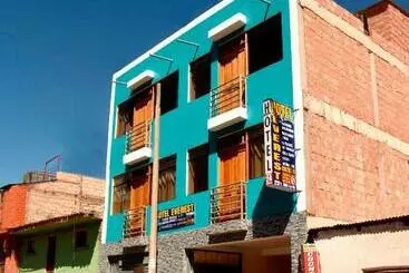 Hotel Everest