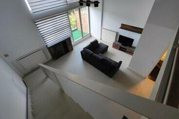 관광객 아파트 Loft Lux Alcala De Henares