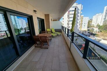 游客公寓 Apartamento Na Praia Com Estacionamento