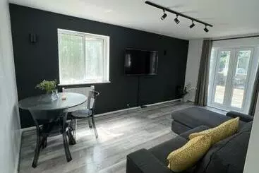 ツーリストアパートメント Modern Luxury Two Bedroom Apartment