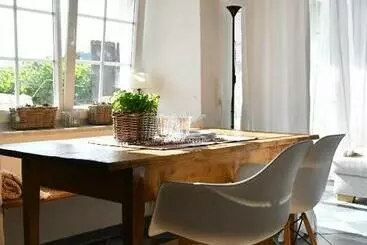 ツーリストアパートメント Landhauswohnung Mit Schwedenofen