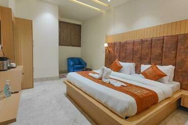 پانسیون Sehdev B&b 850 Meter From Golden Temple