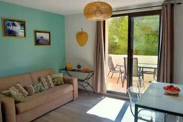 Turistihuoneistot Domaine De La Coudoulière, Calme, Sans Vis à Vis, Proche Mer, Piscine