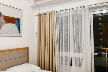 ホテル L. Casa • Tagaytay Staycation