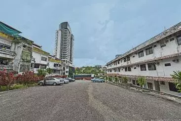 Hotel Oyo 90599 Villa De Rose