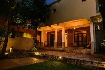 ツーリストアパートメント Sandaya S Villa 4 Bedrooms Private Villa