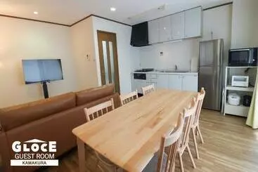 ツーリストアパートメント Gloce 鎌倉 若宮大路house お部屋から江ノ電ビューを独り占め 鎌倉駅から徒歩3分