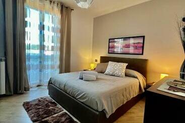 관광객 아파트 La Regina