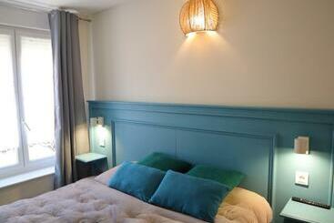 관광객 아파트 Le Moment Douillet