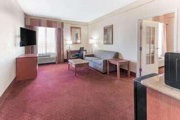 ホテル La Quinta By Wyndham Hobbs