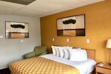 Отель Red Carpet Inn Duncannon