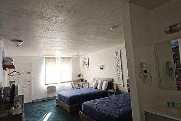 فندق على الطريق Jefferson Inn