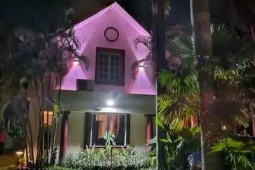 Apartaments turístics Advani Home Stays   A Step Close To Paradise