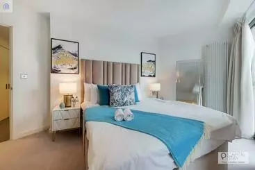 Turistihuoneistot Luxury Three Bed Apartment By London Excel