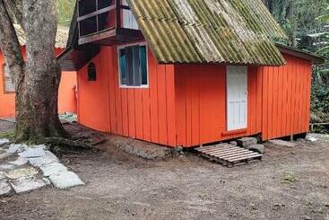 Жильё для туристов Morada Das Flores Chalé/kitnet