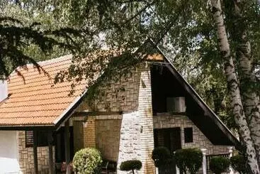 آپارتمانهای توریستها Vikendice Stara Pruga