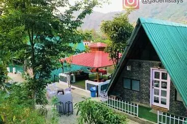 Turist apartmanları Gadeni Stays At Nainital A Frame Cottage