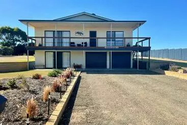 ツーリストアパートメント Yorks View