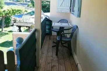 ツーリストアパートメント Appartement A La Campagne