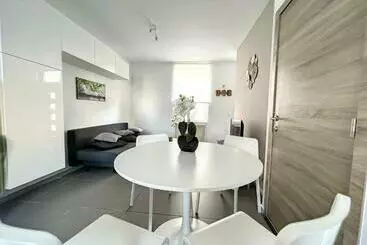 Tourist flats Albert 20 Brussels Charleroi Airport