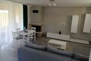 ツーリストアパートメント V&v House