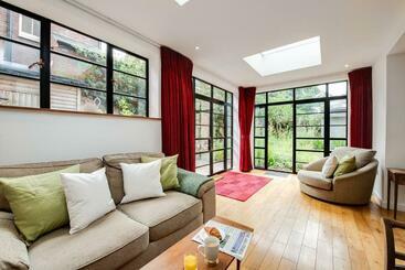 דירות לתיירים Wildflower Garden