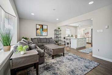 Apartamenty turystyczne Relax And Enjoy The Beach Beautifully Updated