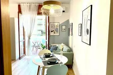 Apartamentos turísticos Monolocale Con Terrazzo Alle Porte Di Milano