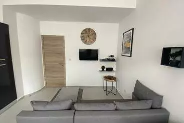 Tourist flats 010 Superbe Appartement Rez De Chaussée Bien Décoré