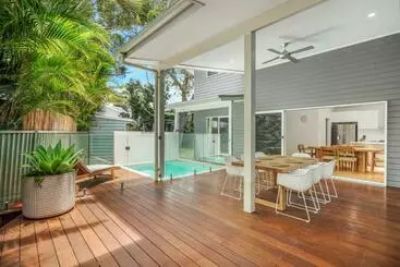 ツーリストアパートメント The Bay House At Bateau Bay