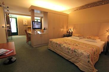 Отель Oolderhof