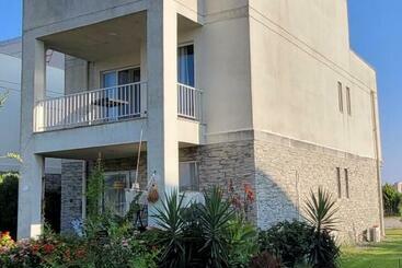 آپارتمان‌های توریست‌ها Architect S House With Spacious Veranda In Antalya, Belek