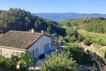 Turistihuoneistot Les Terrasses De La Vallée Du Miel
