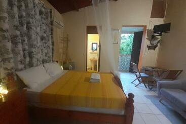 آپارتمان‌های توریست‌ها Studio Indépendant Chez L Habitant