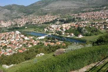 Apartaments turístics Apartman Julija