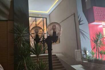 Apartamenty turystyczne Appartement Avec Piscine Vue Sur Mer Dans Un Quartier Balnéaire Résidentiel Animé