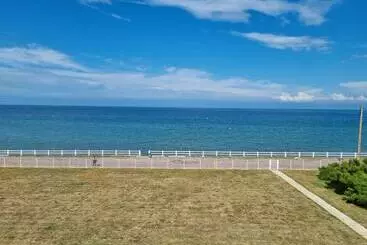 ツーリストアパートメント Lion Beach