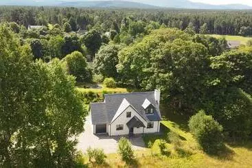 Turistihuoneistot Balnagowan Cottage