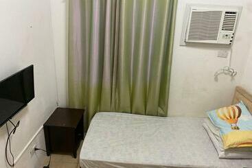 דירות לתיירים Boholano Precious Villa