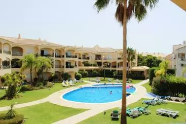 ツーリストアパートメント Praia Village Condominium